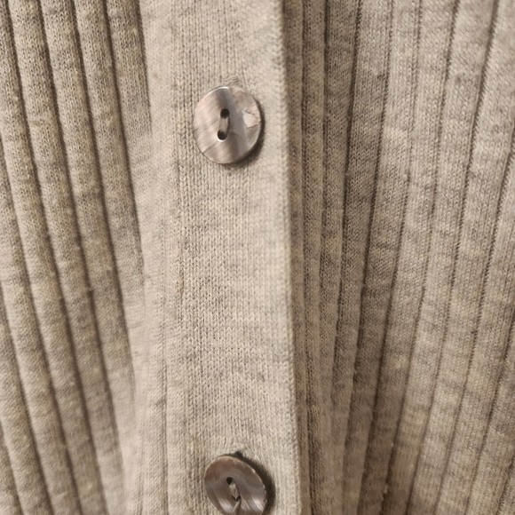 Vince Gray Longsleeve V-Neck Ribbed Knit Button Up Cardigan Sweater Womens Small - Picture 3 of 7